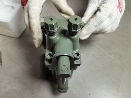 Replace/Repair Purpose Hydraulic Hand Oil Pump for HOWO Truck Parts WG9100820025