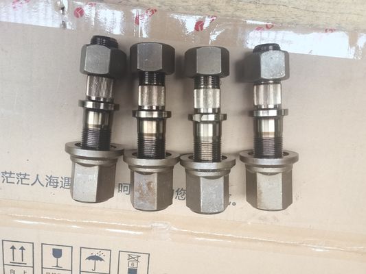 Rear Wheel Bolts DZ9112340123 for HOWO Truck Parts 2005- 4x4 Year 2005- 2005-