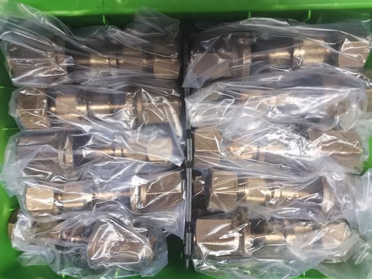 Rear Wheel Bolts DZ9112340123 for HOWO Truck Parts 2005- 4x4 Year 2005- 2005-