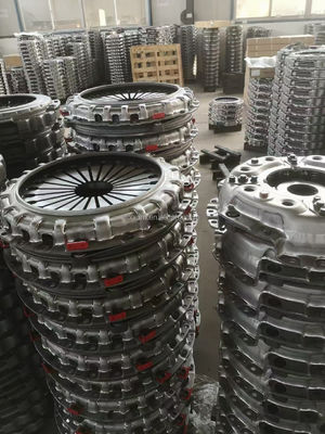 1601Z56-130 4936134 Heavy Truck Parts Steel Clutch Plate and Disc for Dongfeng Truck