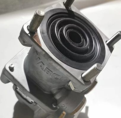 Heavy Duty Truck Howo Truck Parts Foot Brake Valve Brake Master Cylinder 6 Holes WG9719360005/6
