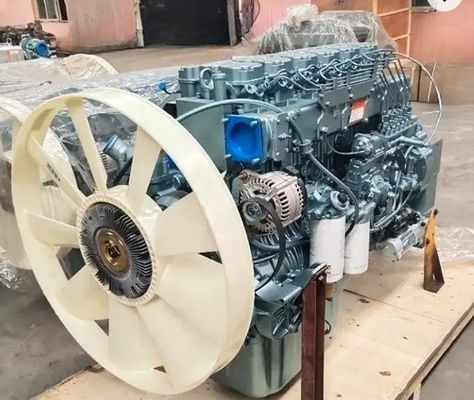 D12.42-30 National Heavy Duty TruckHOWO Truck Parts Wd615.47 371/336 Diesel Engine