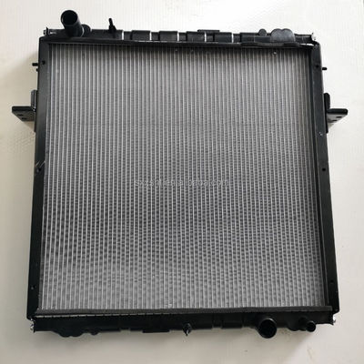Truck Parts Radiator 1301ZB6-001 1310310-T13L0 with Standard Size Radiator Assembly