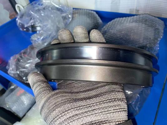 1316332130 High And Low Gear Manual Transmission for Shacman Trucks in Standard Size