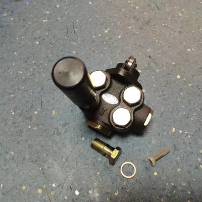 OE NO. 1614080719 Iron Fuel Supply Pump for Heavy Duty Truck HOWO/SHACMANT Truck Parts