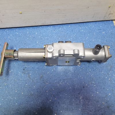 100% Tested Heavy Duty Truck HOWO FAW Truck Gearbox Small Cover Assembly Double Rod