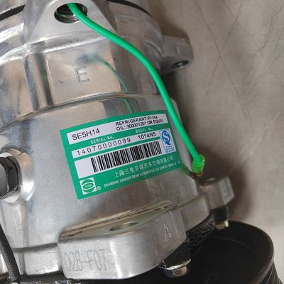 Quy100 Xgc100 Compressor Se5h14 Excavator Compressor Great and Spare Parts for Repair