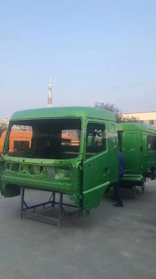 Shacman Truck Body Parts F2000 F3000 X3000 M3000 L3000 Truck Center Console Cab Assembly