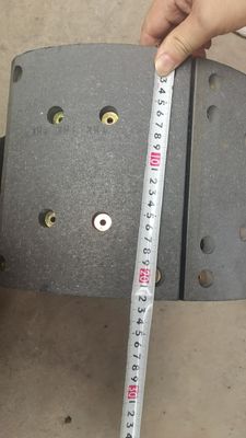 Shacman X3000 Brake Linings Wg9231342068 for Heavy Duty Truck Brake Replacement Parts
