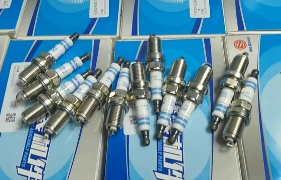 Howo model natural gas spark plugs for Cummins WP10 WP12 engine 1000450457 100337317