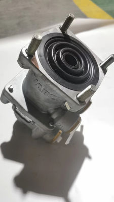 Filtrate Fuel Function HOWO Truck Brake Valve Wg9000360520Wg9719360005 for Shacman